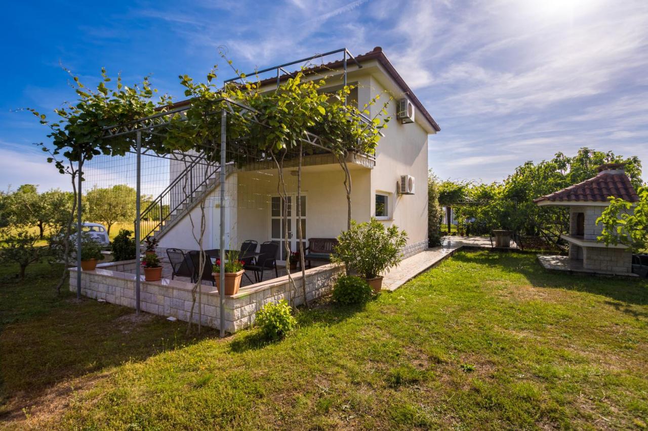 Apartments Sara Milohnici Dış mekan fotoğraf