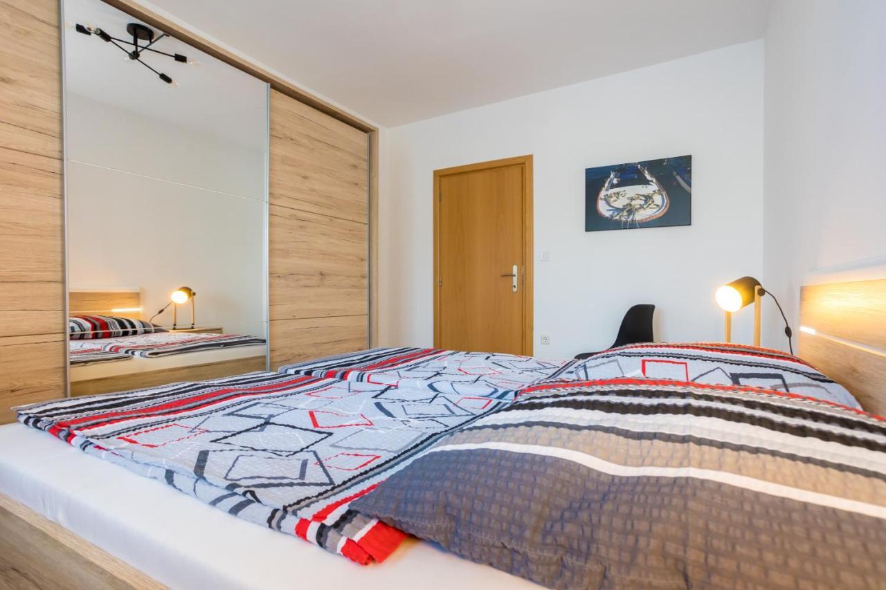 Apartments Sara Milohnici Dış mekan fotoğraf