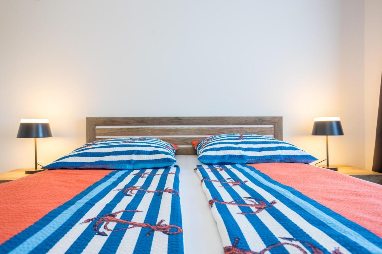Apartments Sara Milohnici Dış mekan fotoğraf