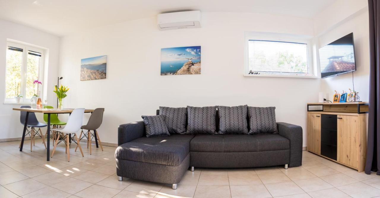 Apartments Sara Milohnici Dış mekan fotoğraf