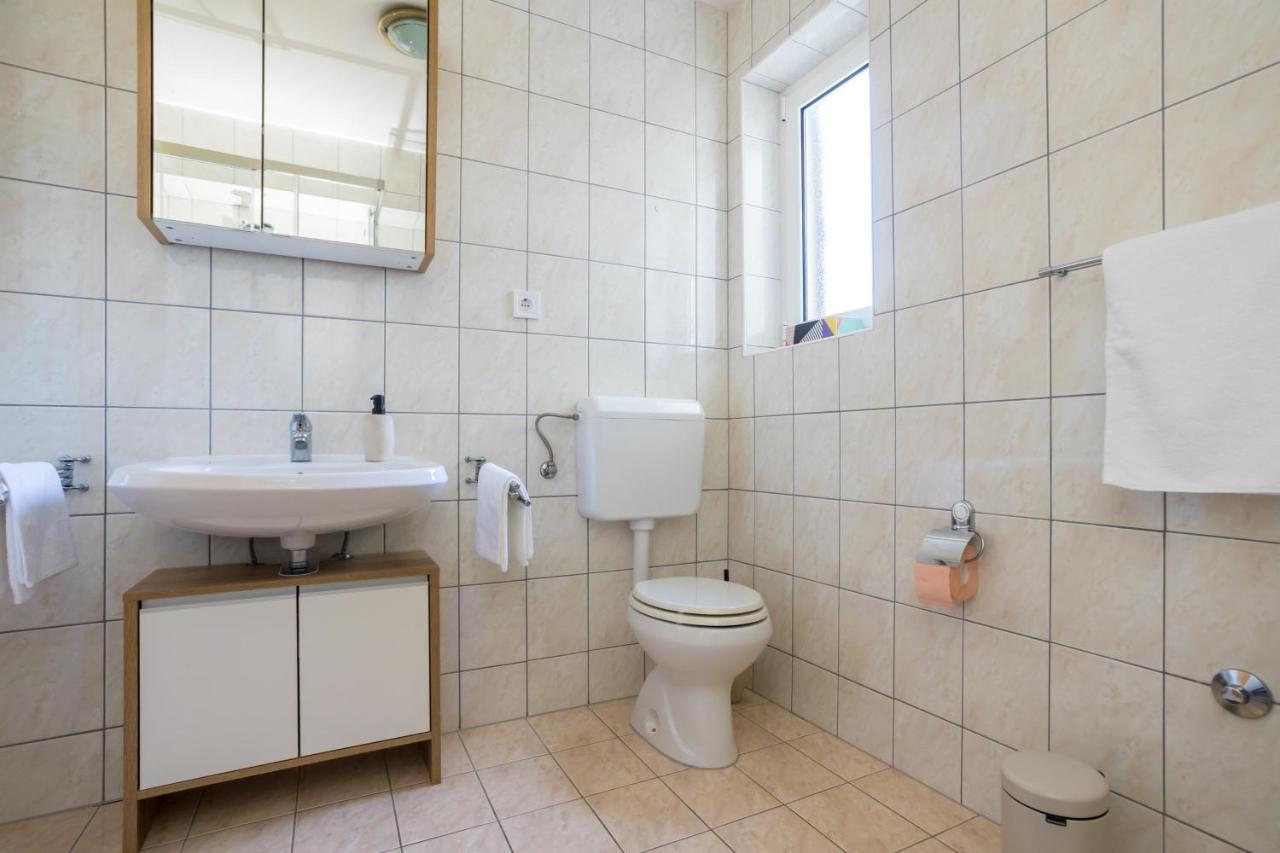 Apartments Sara Milohnici Dış mekan fotoğraf